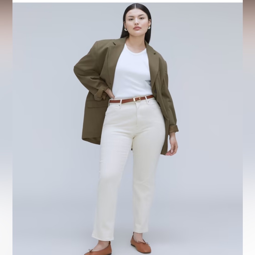 Everlane curvy cheeky Jean